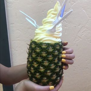 Meet your Posher, Maya